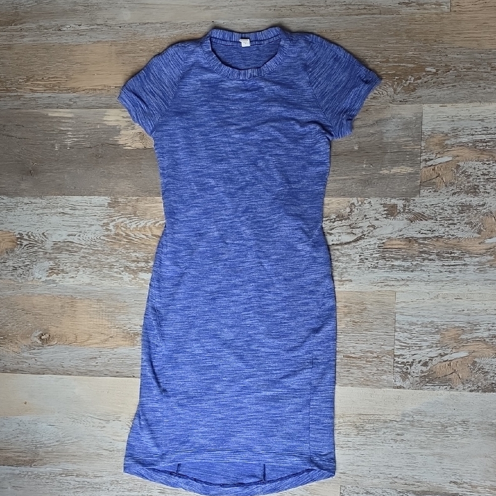 Lululemon "&Go Where-To" Dress Size Small